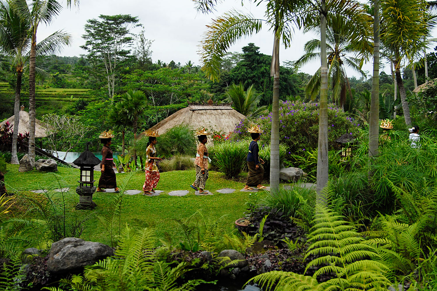 villabayad_ubud_garden_offering