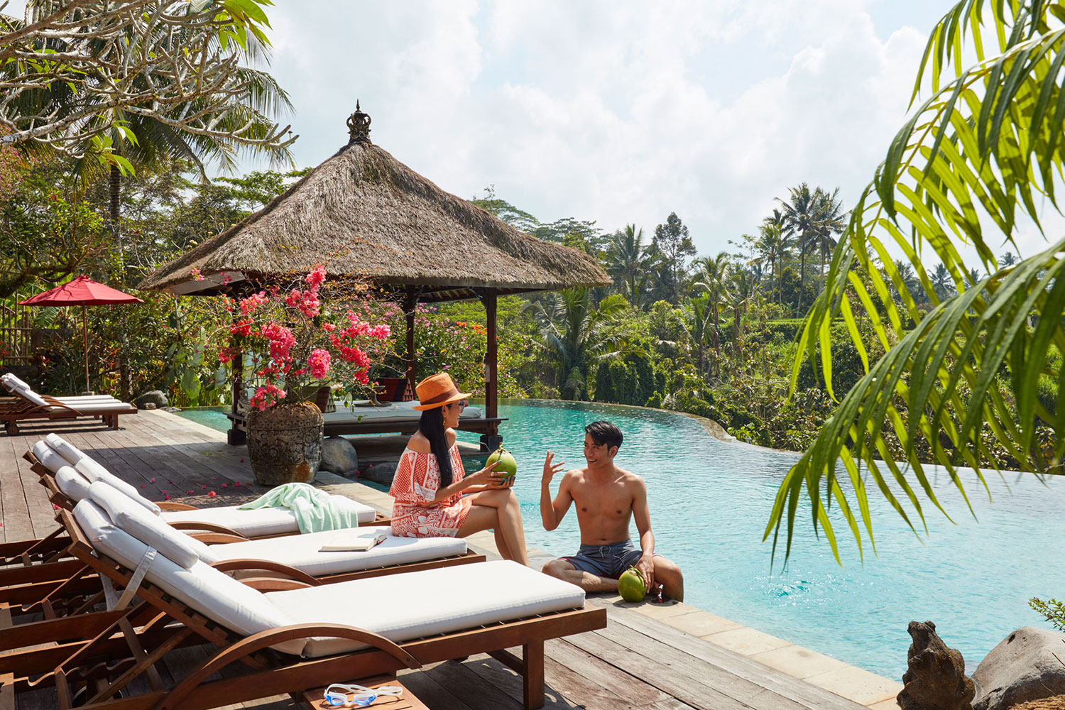 villabayad_ubud_pool_relaxing